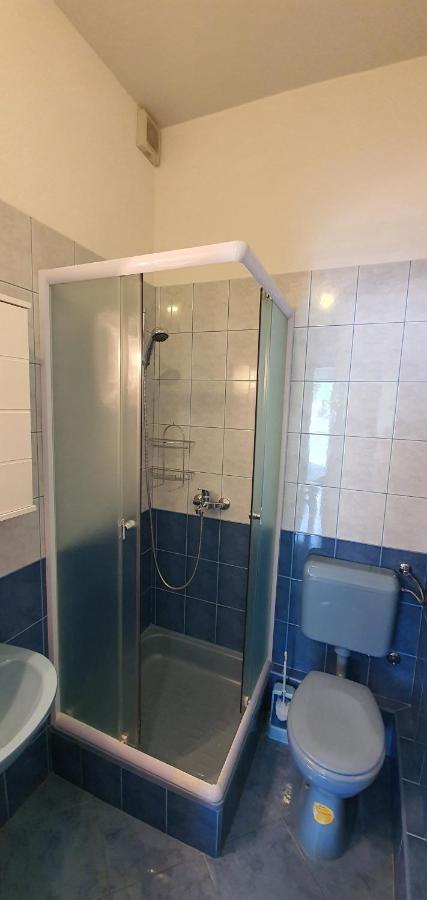 Apartmani Krajnovic Fazana Exterior photo