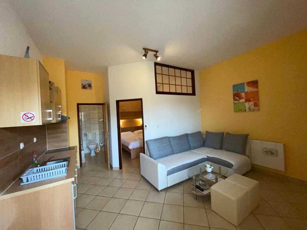 Apartmani Krajnovic Fazana Exterior photo