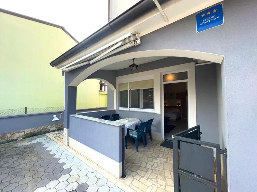 Apartmani Krajnovic Fazana Exterior photo