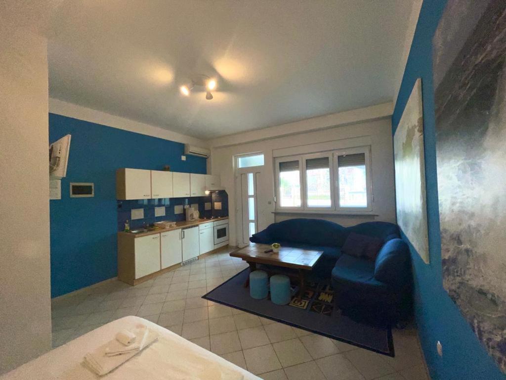 Apartmani Krajnovic Fazana Exterior photo