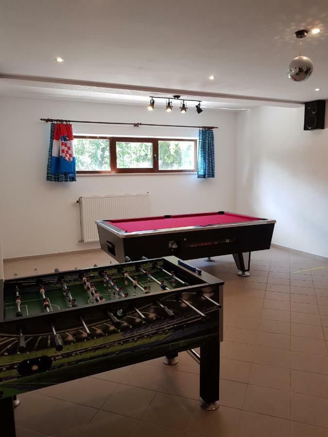 Apartmani Krajnovic Fazana Exterior photo